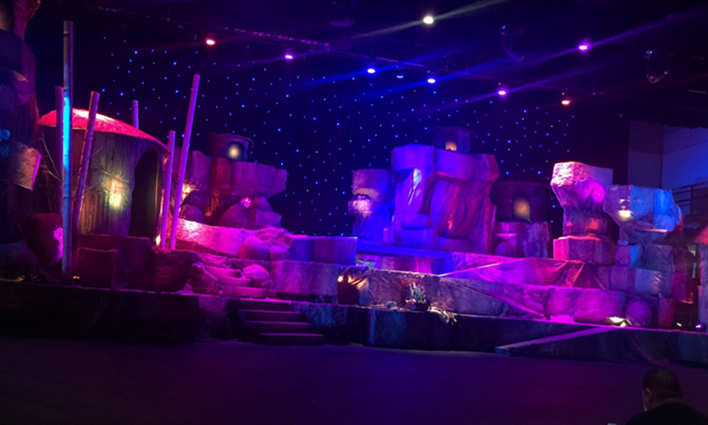 gallery-theatrical06